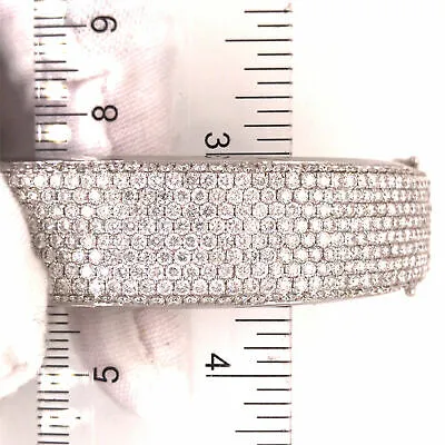 18K Diamond Pave Bangle White Gold
