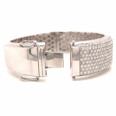 18K Diamond Pave Bangle White Gold
