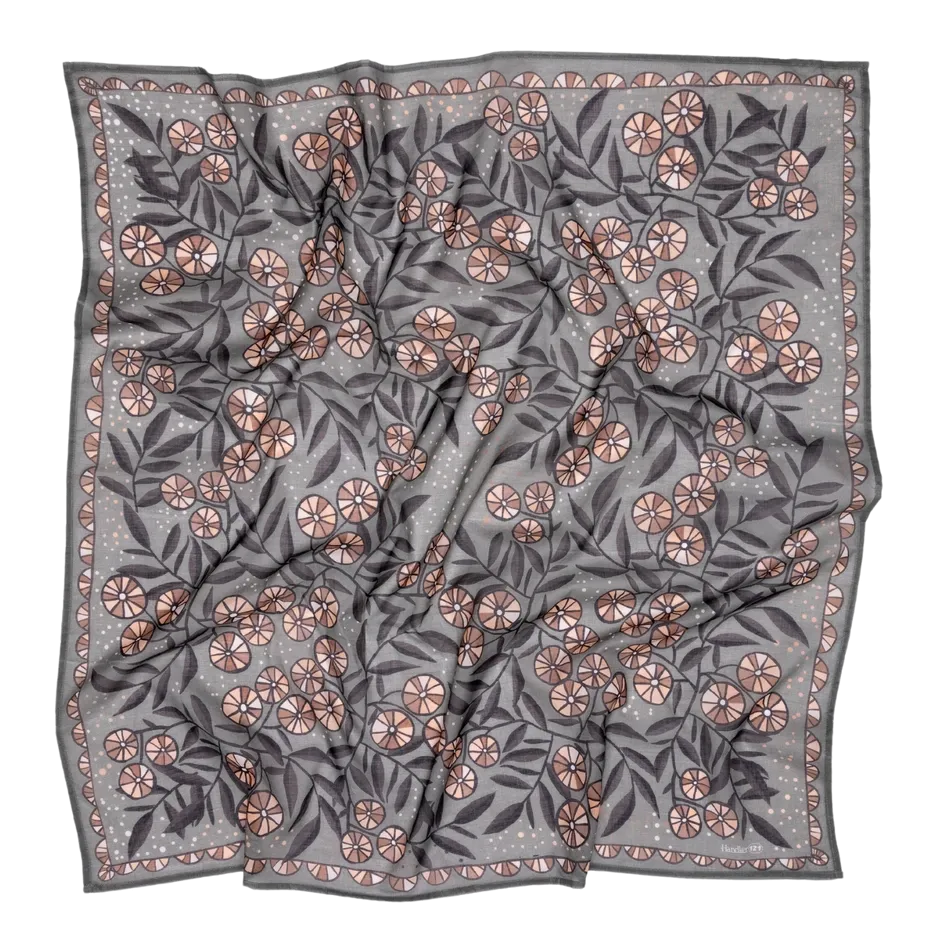 34" Wild Rag Eleanor Bandana