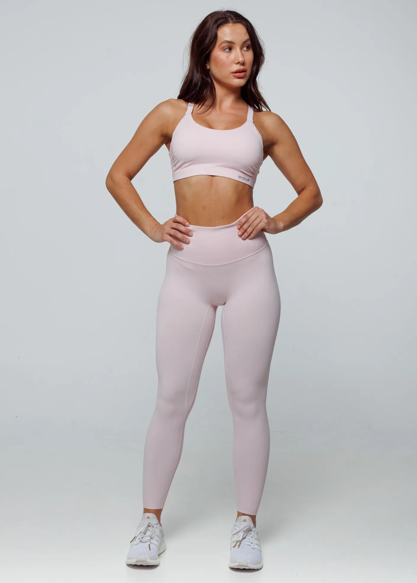Adapt Sports Bra - Pastel Pink