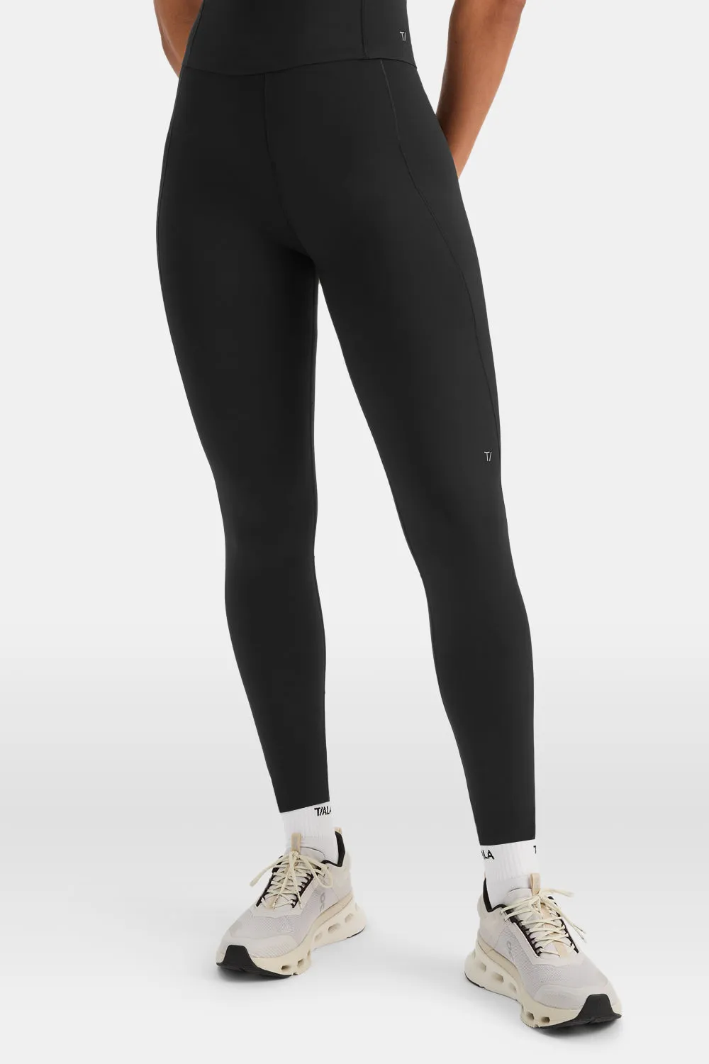 AIRFORM BUILT-IN LIFT LEGGING - BLACK