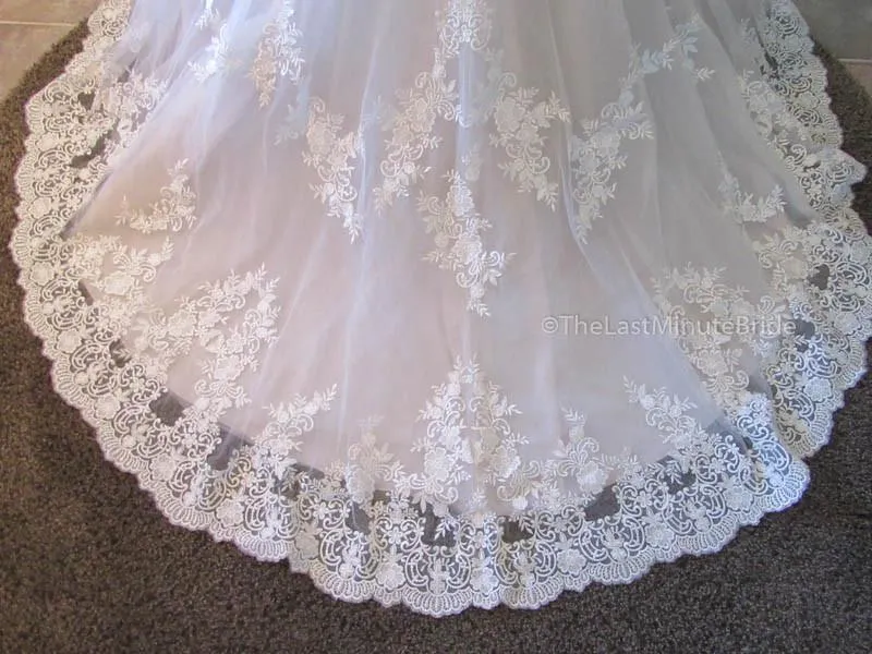 Allure Bridals 2917