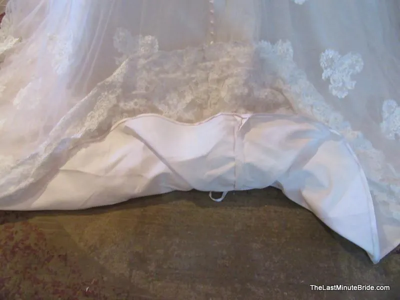 Allure Bridals 9121 sold out
