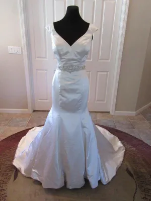 Allure Bridals 9163