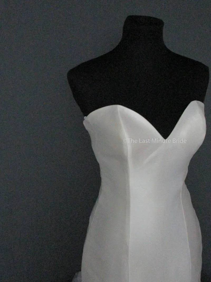 Allure Bridals 9416 size 14