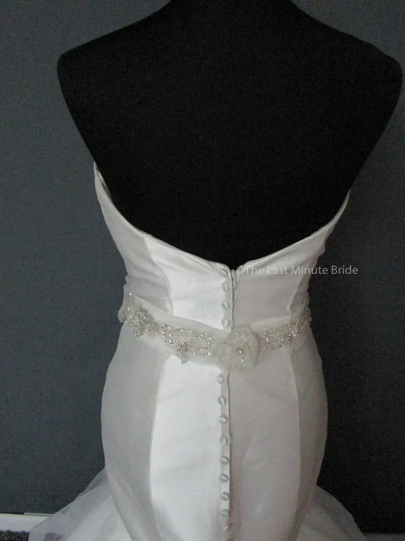 Allure Bridals 9416