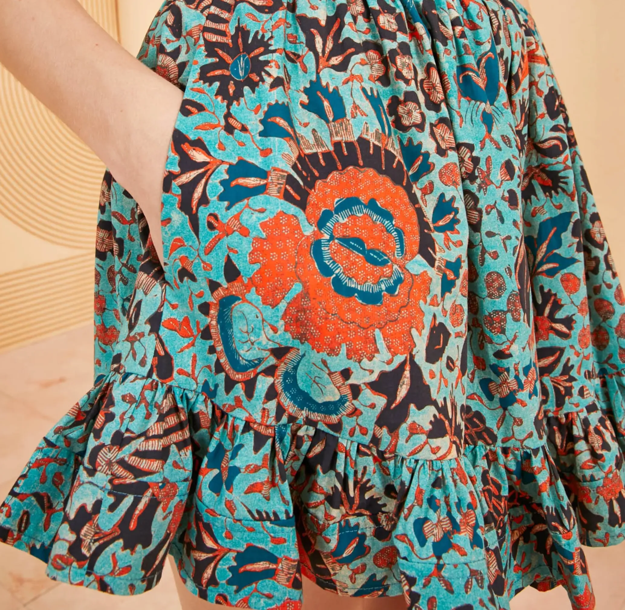 Ambre Short