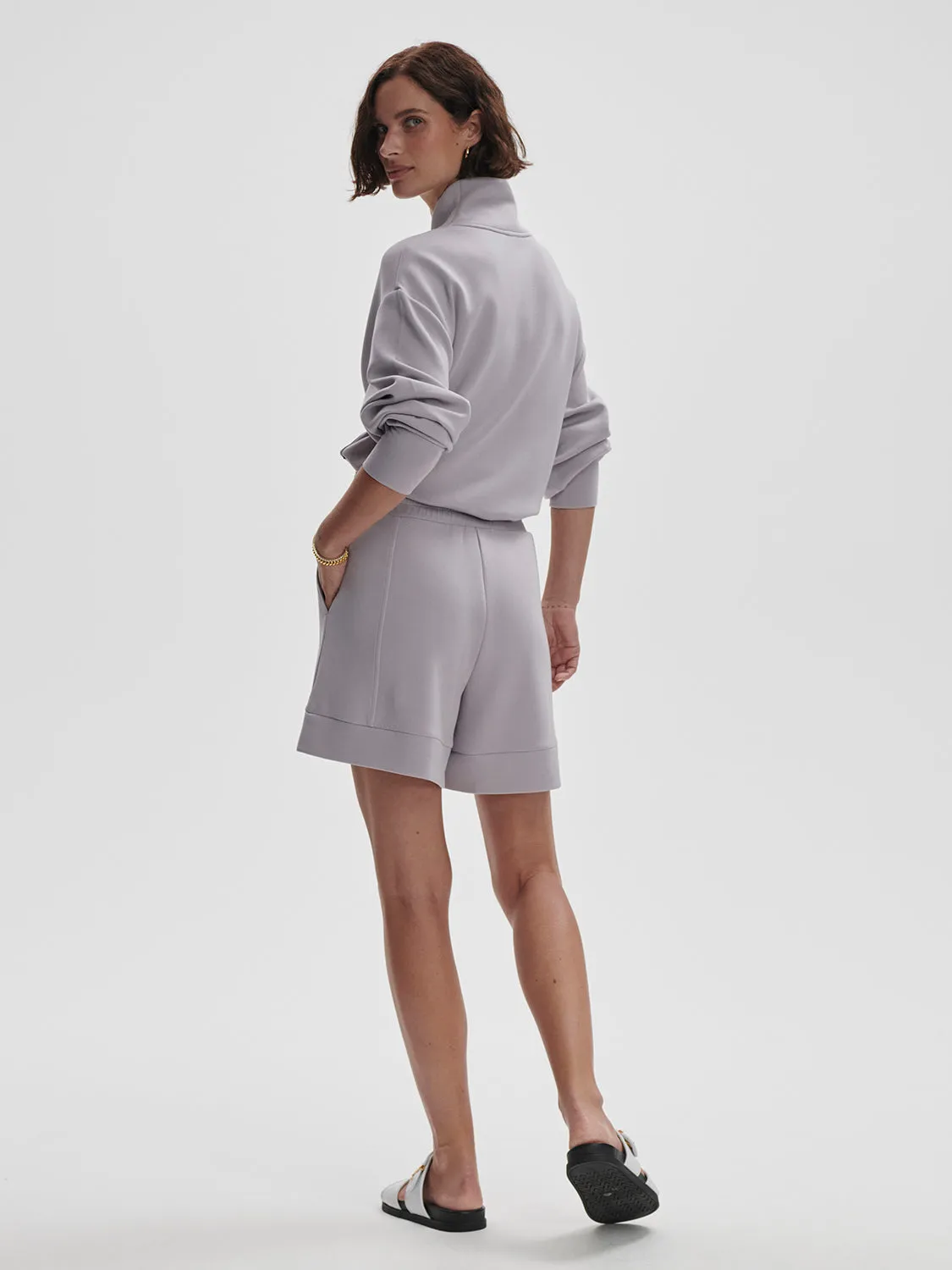 Atrium High Rise Short 4.5