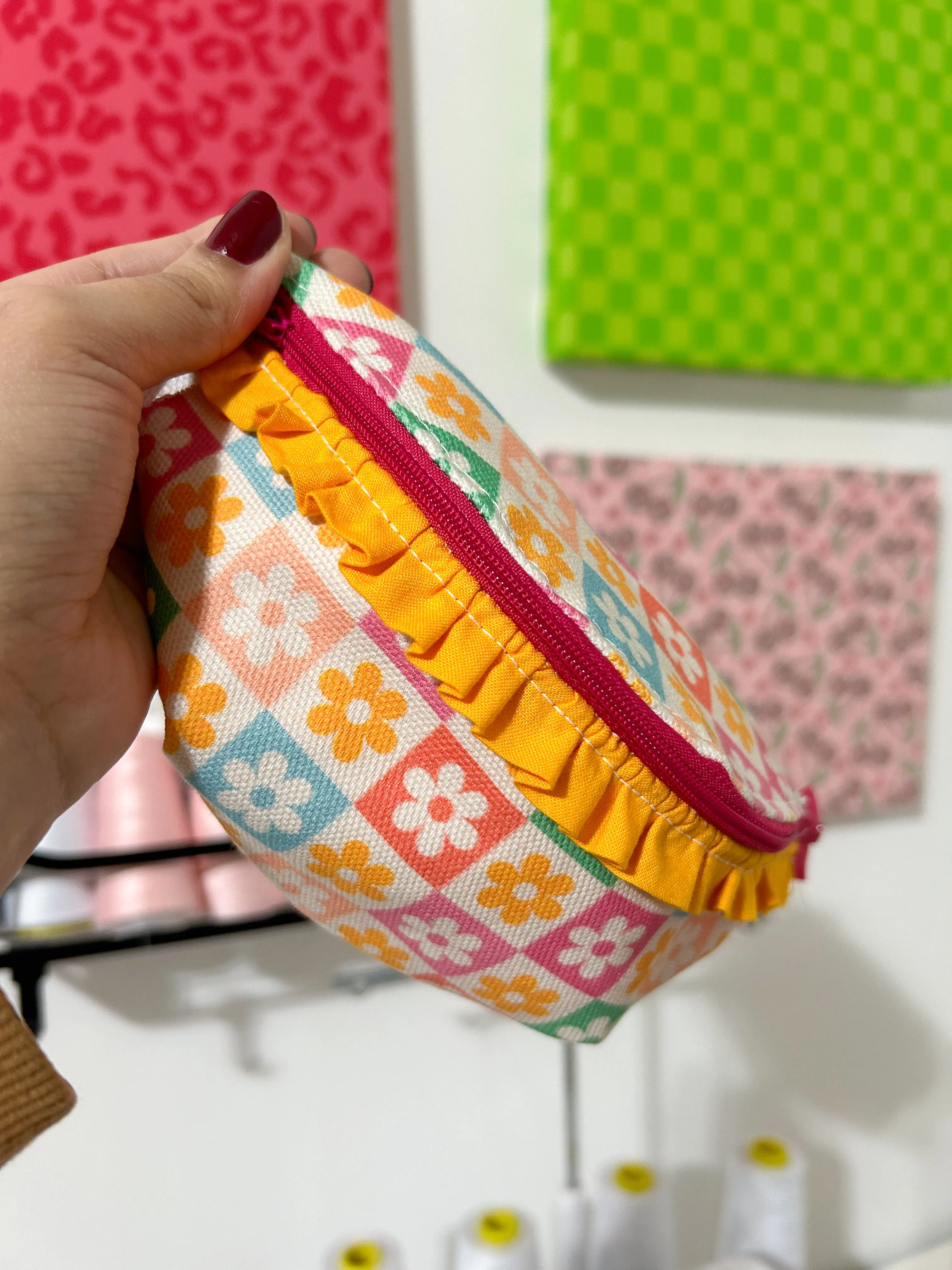 Belt Bag: (RUFFLE) Floral Checkered