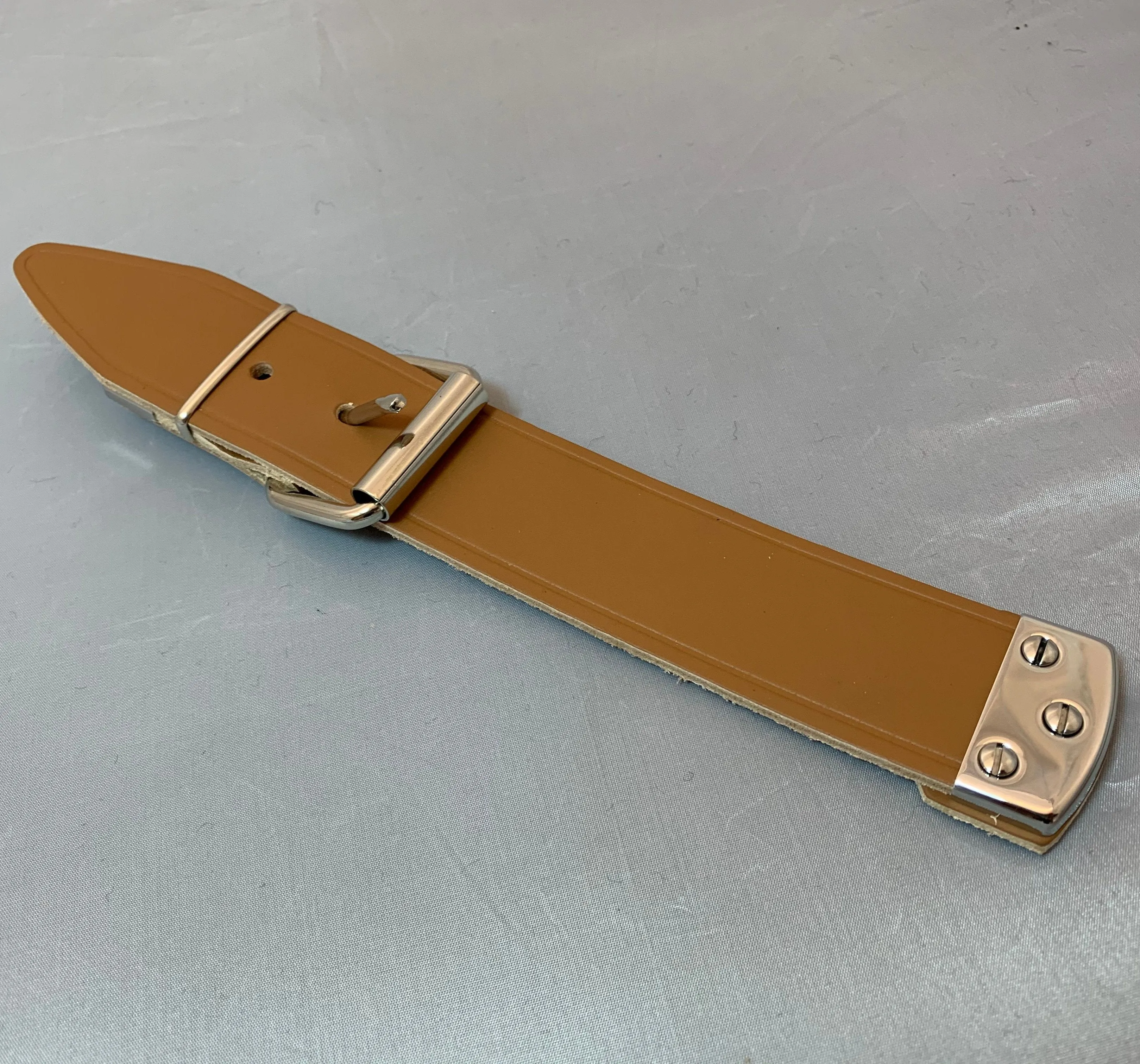 BET/B - 356 GT Style Leather Front Hood Straps Kit