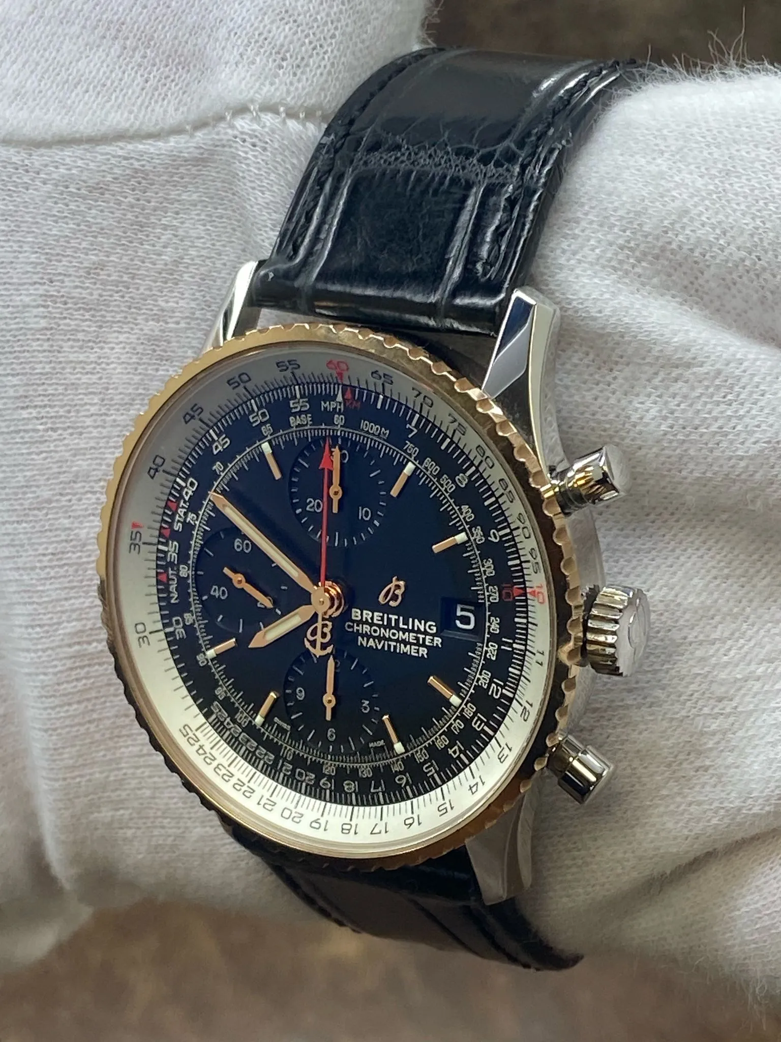 Breitling Navitimer 41mm 18K Rose Gold Bezel U13324 Black Dial Automatic Men's Watch