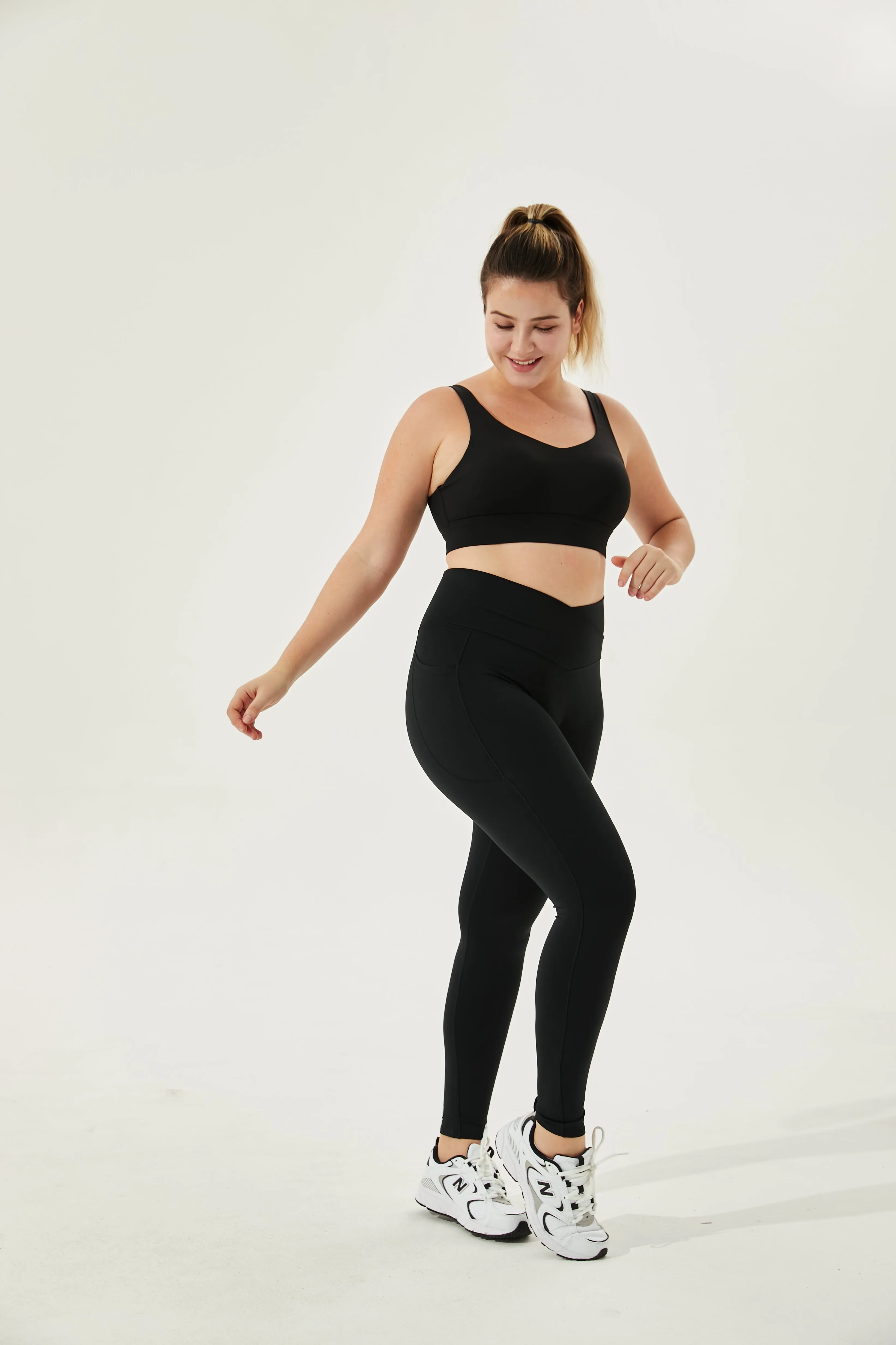 Buttery Soft Dash Everyday Sports Bra With Moulded Cups & Clasp