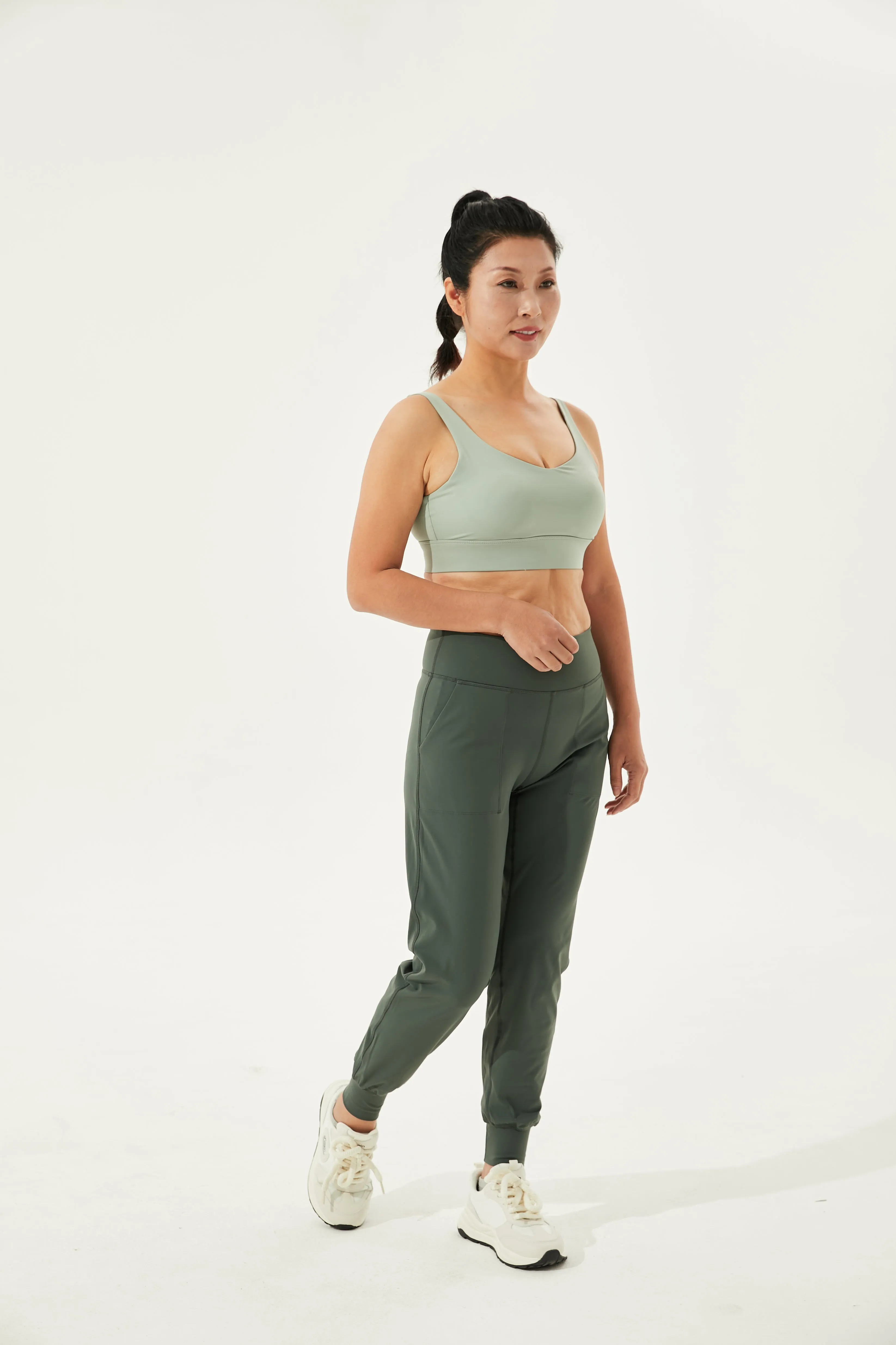 Buttery Soft Dash Everyday Sports Bra With Moulded Cups & Clasp