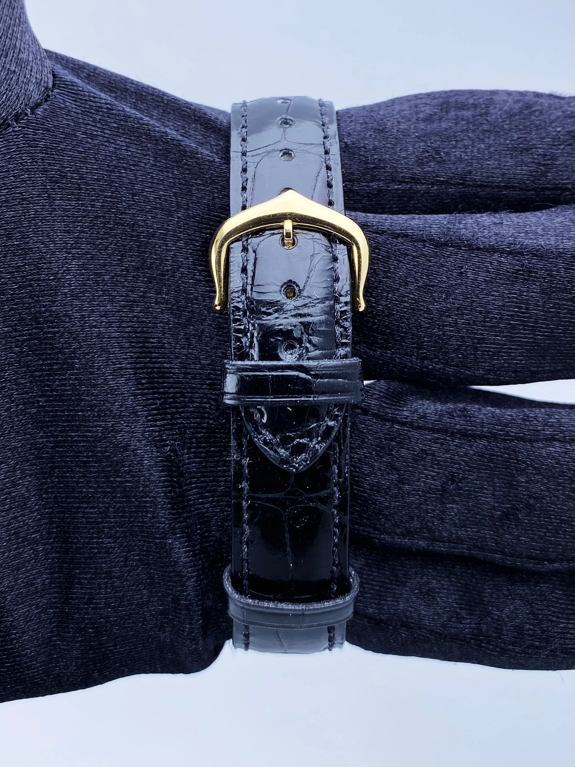 Cartier Tank Americaine W2603556 18K Yellow Gold Watch Box & papers