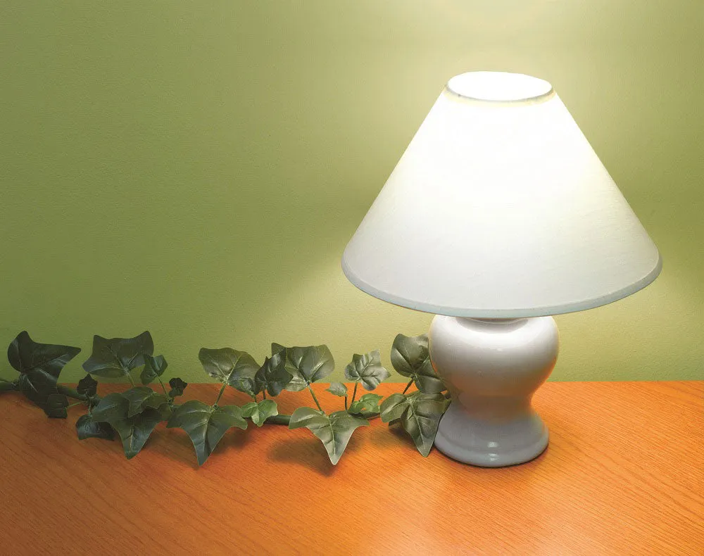 electroVine | 6 Foot Extension Cord with Realistic Ivy Leaves