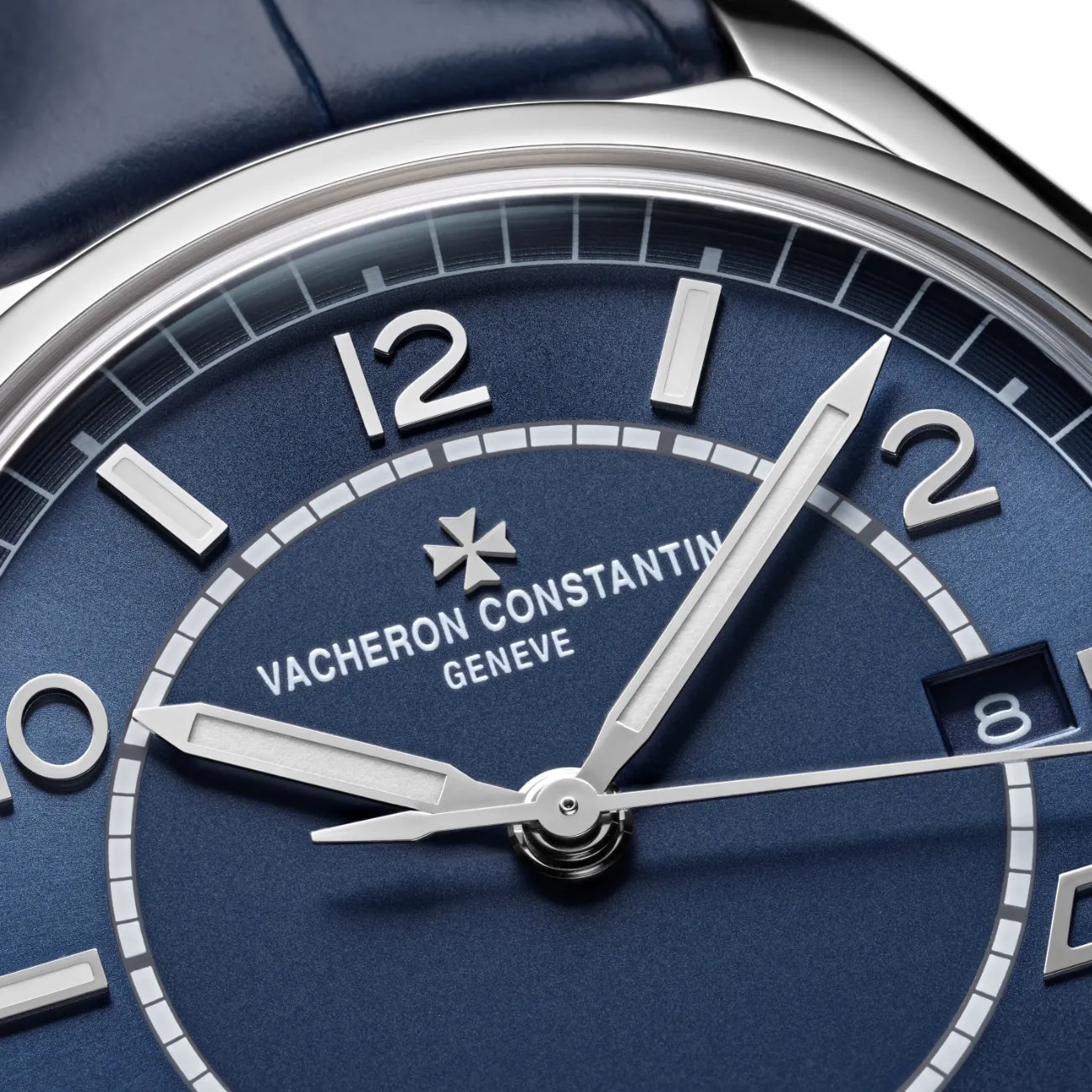 FIFTYSIX SELF-WINDING