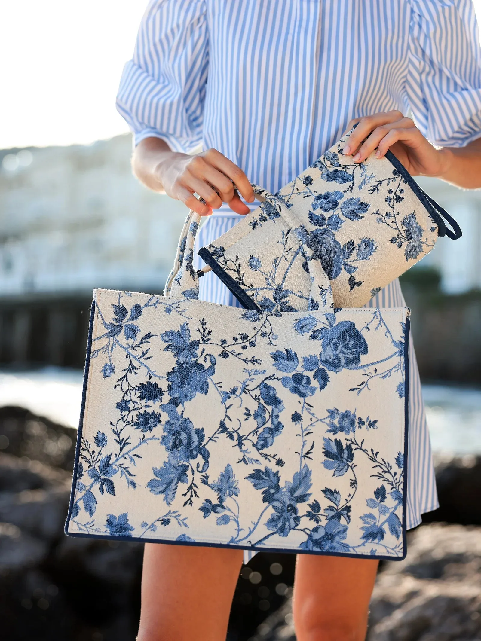 Fiorella Tote Blue