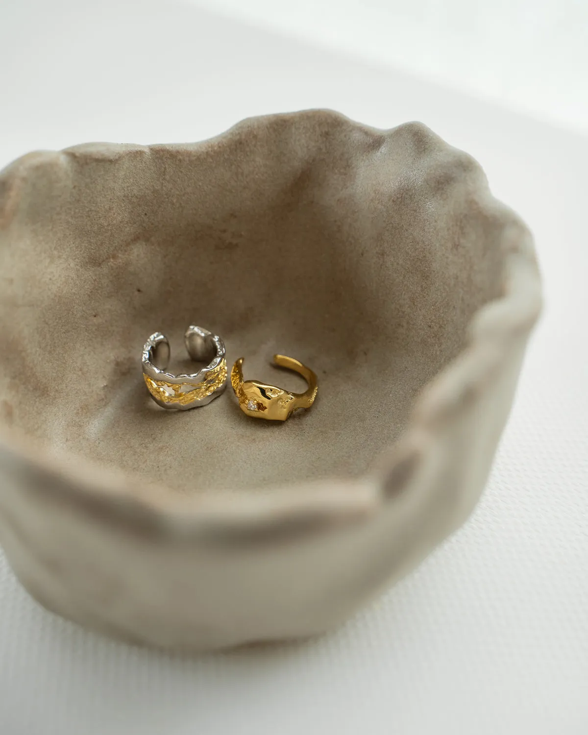 GEOLOGY Mismatched Ear Cuffs Set of 2