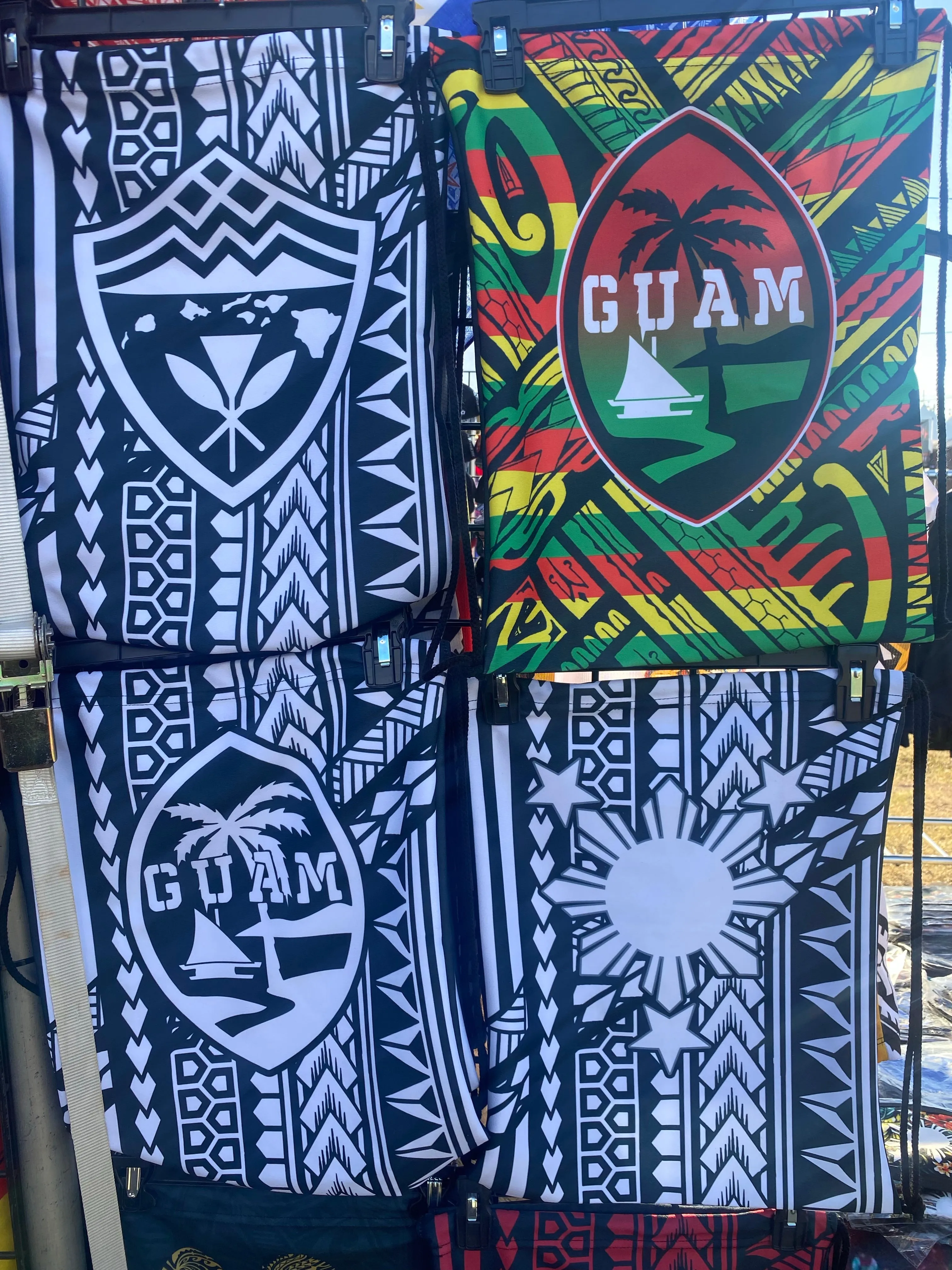 Guam Shield Tribal Gym Bag