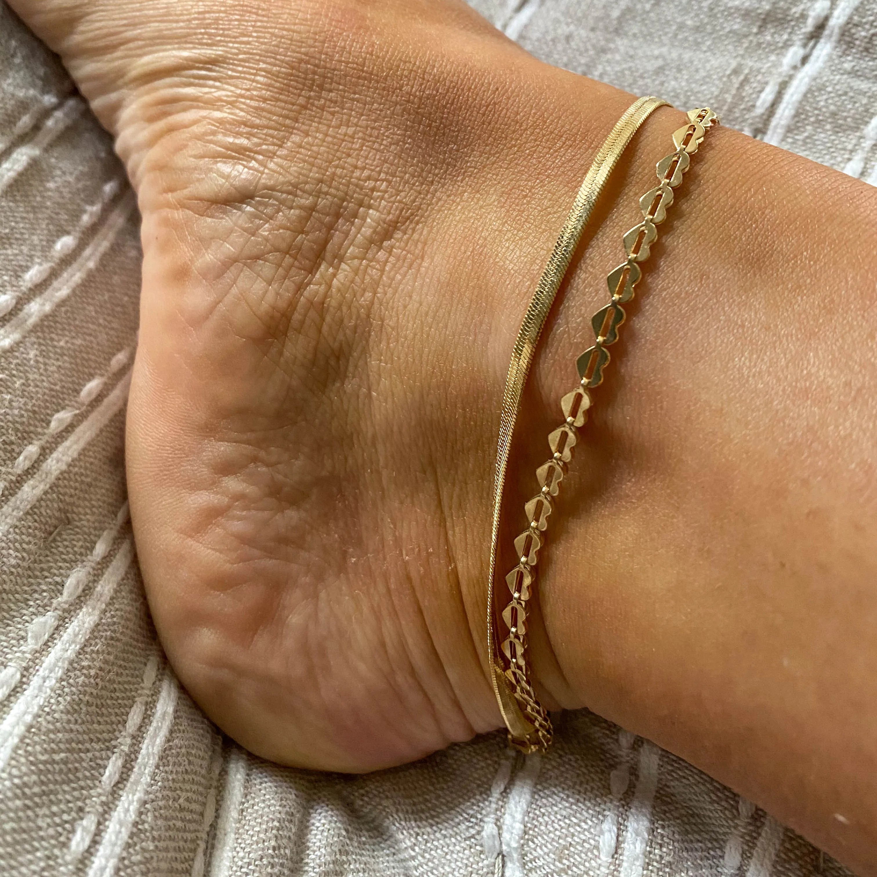 Härt Anklet