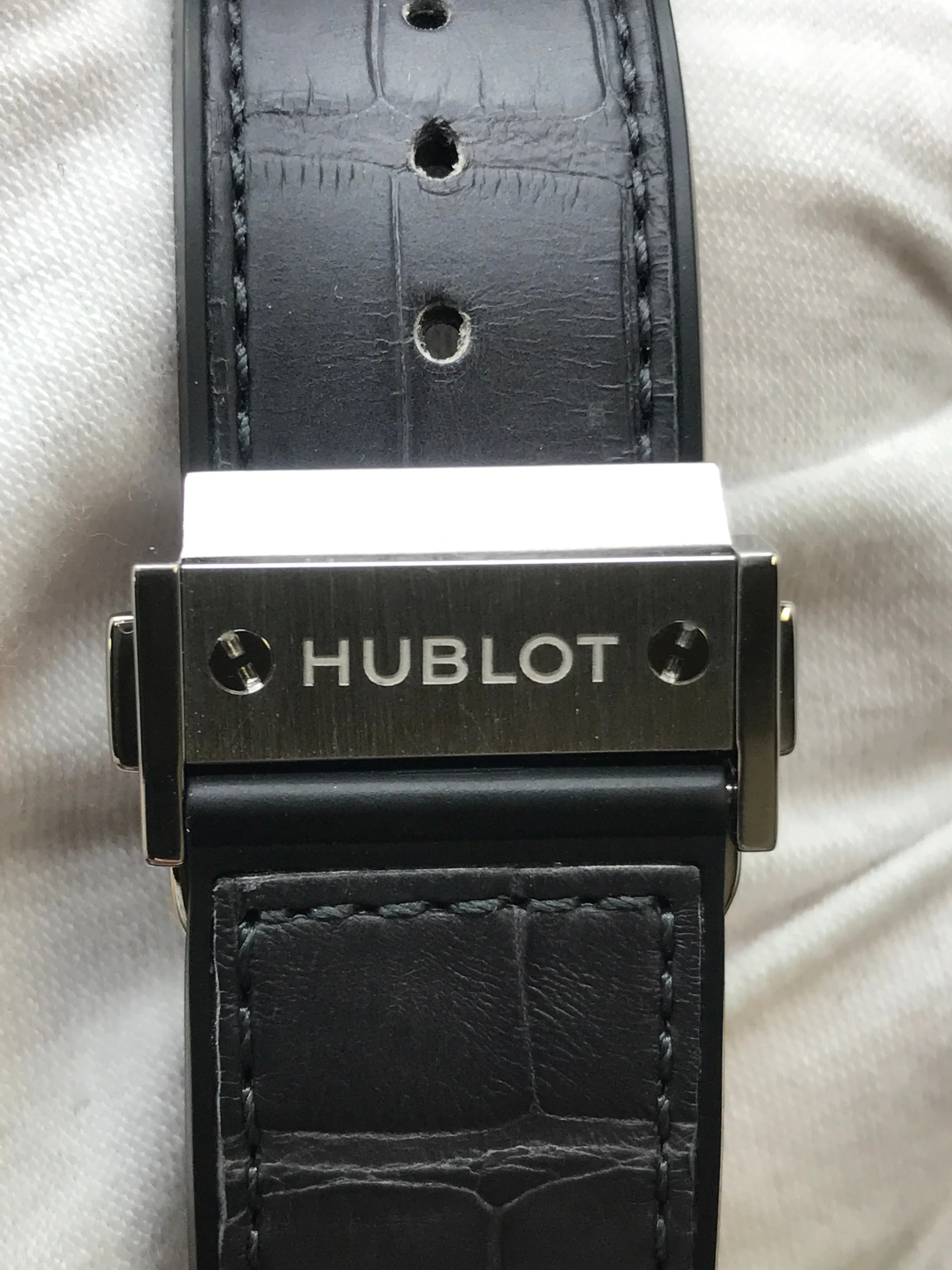 Hublot Classic Fusion 542.NX.7071.LR Grey Dial Automatic Men's Watch