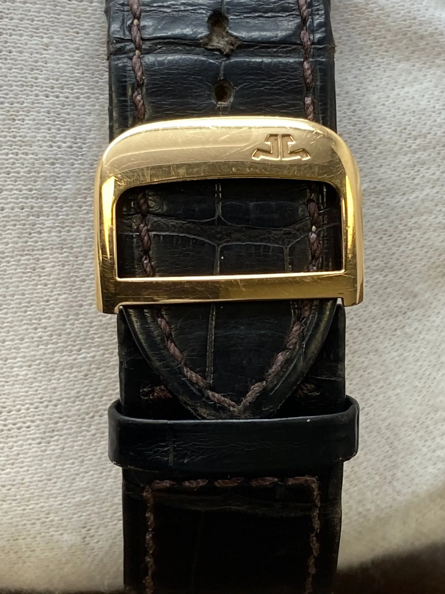Jaeger-Lecoultre Reverso Squadra Chronograph GMT 18K Yellow Gold 230.2.45 White Dial Automatic Men's Watch