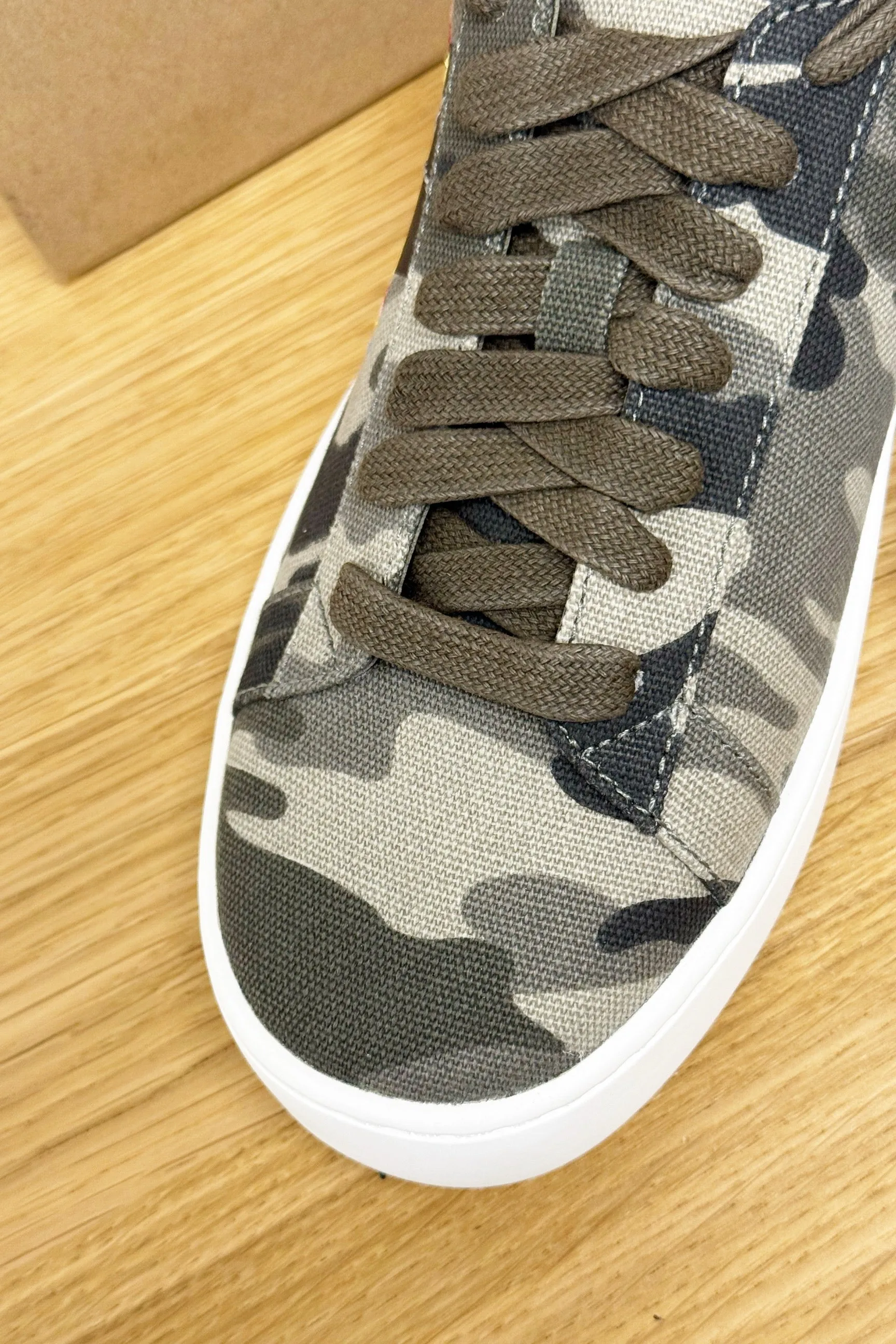 Johnny Was Camouflage Embroidered Canvas Sneaker JWS0011