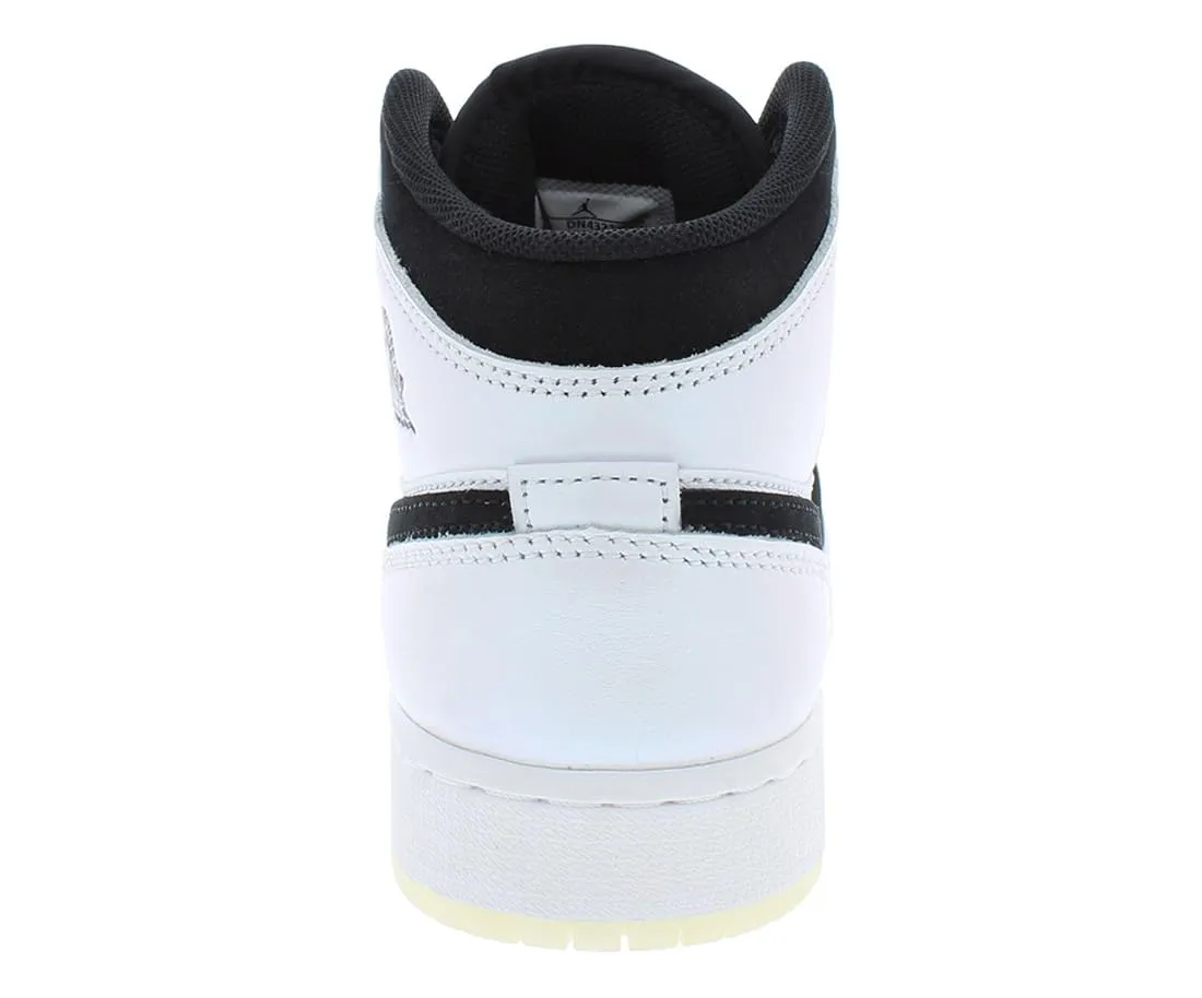 Jordan Boy's Air Jordan 1 Mid SE (Big Kid) White/Black/Multicolor 7 Big Kid M