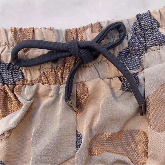 Koral Activewear women’s Sand damask running athletic gym shorts size S small