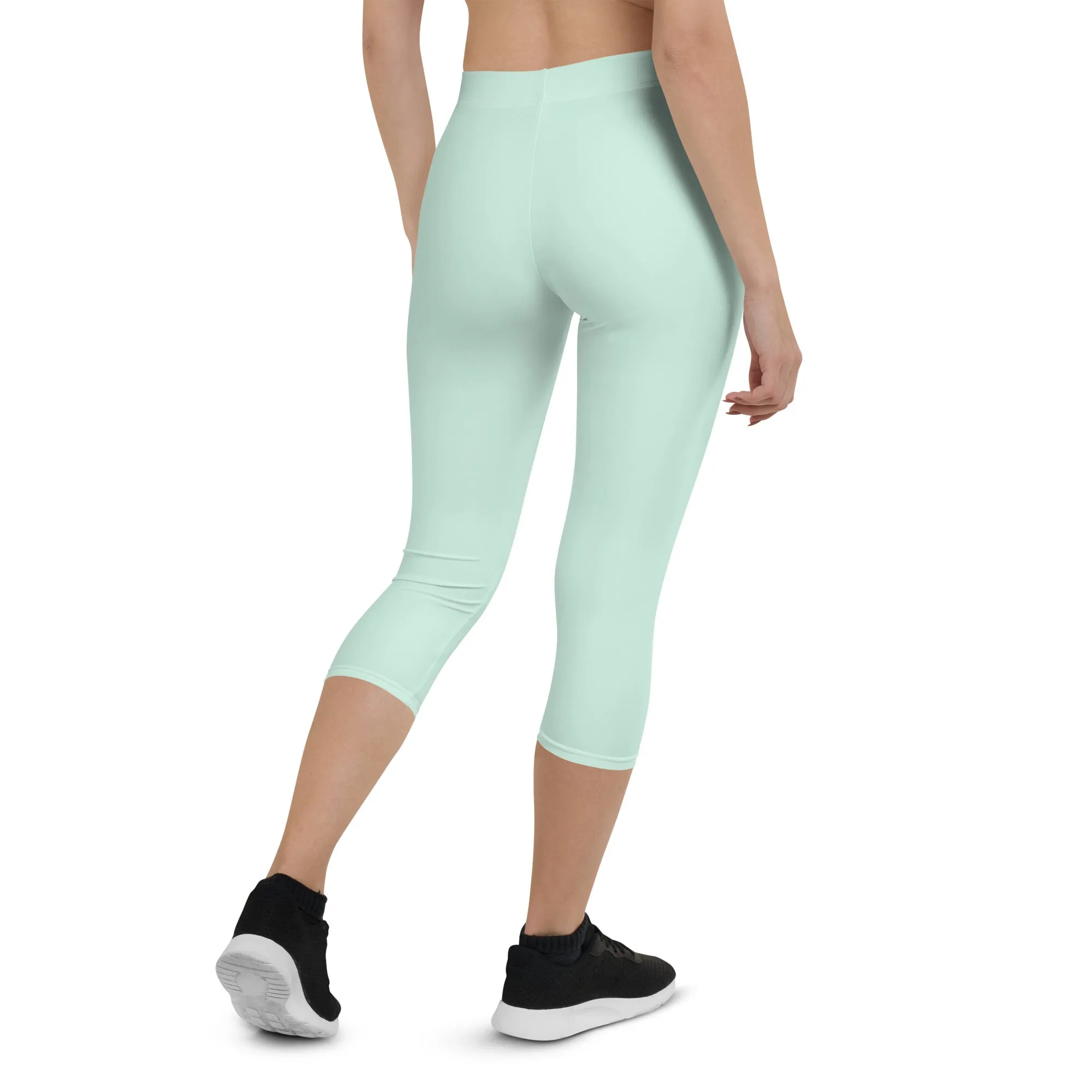 Lightish Capri Leggings