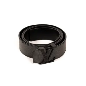 Louis Vuitton Taiga Leather Initiales Belt
