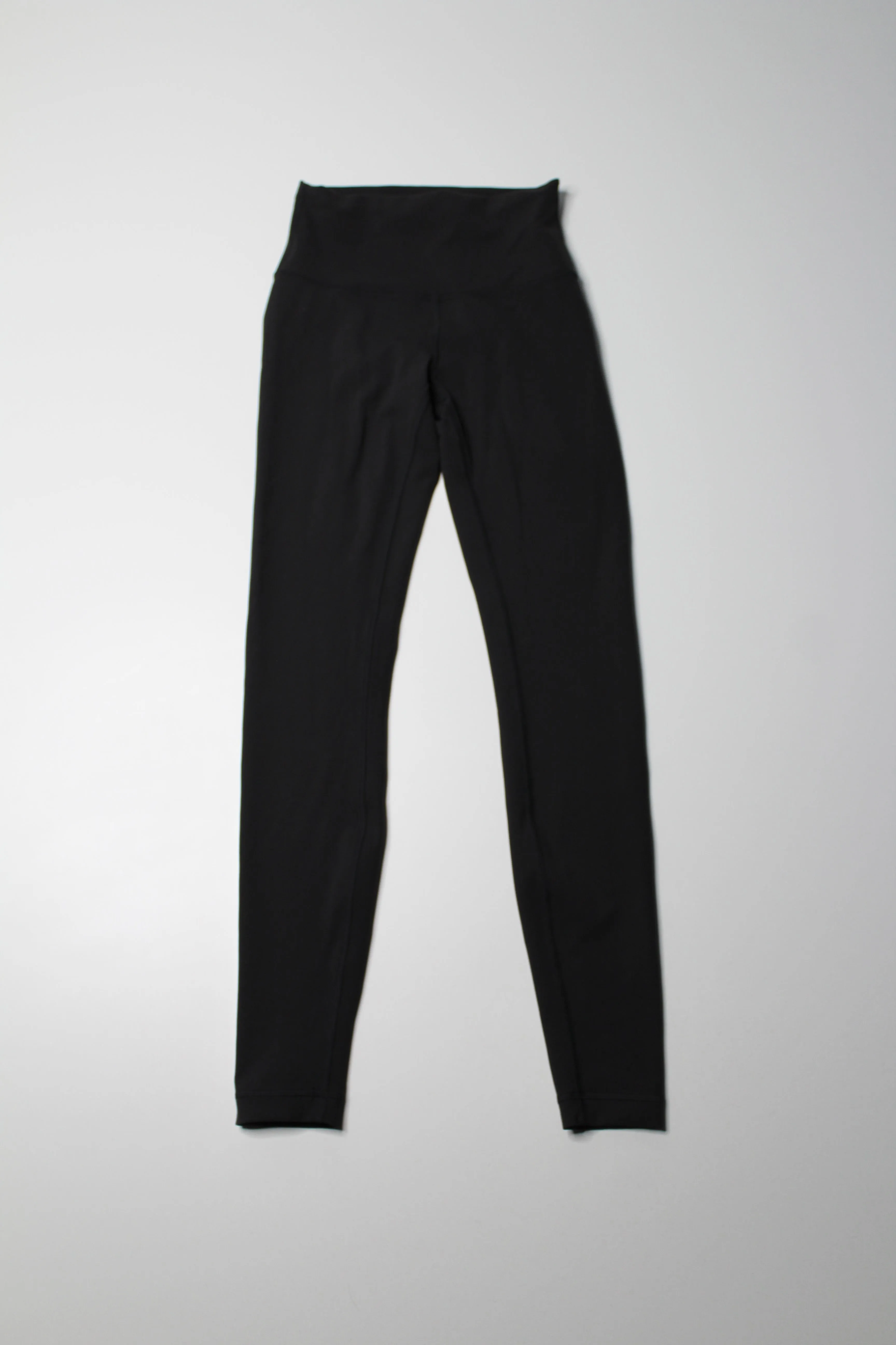 Lululemon black ‘wunder train’ tight, size 4 (28")