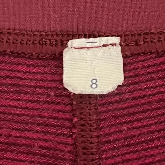 Lululemon Boogie Short raspberry size 8 rare