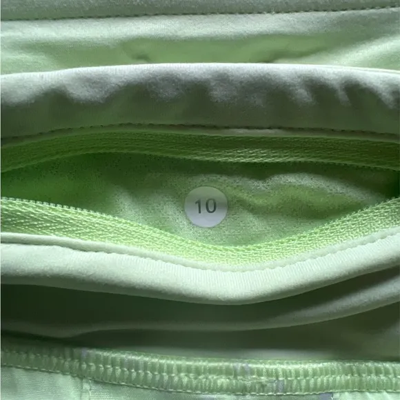 Lululemon Pace Setter Skirt 10 Neon Green/Purple Polka Dot Ruffle Tennis Skort