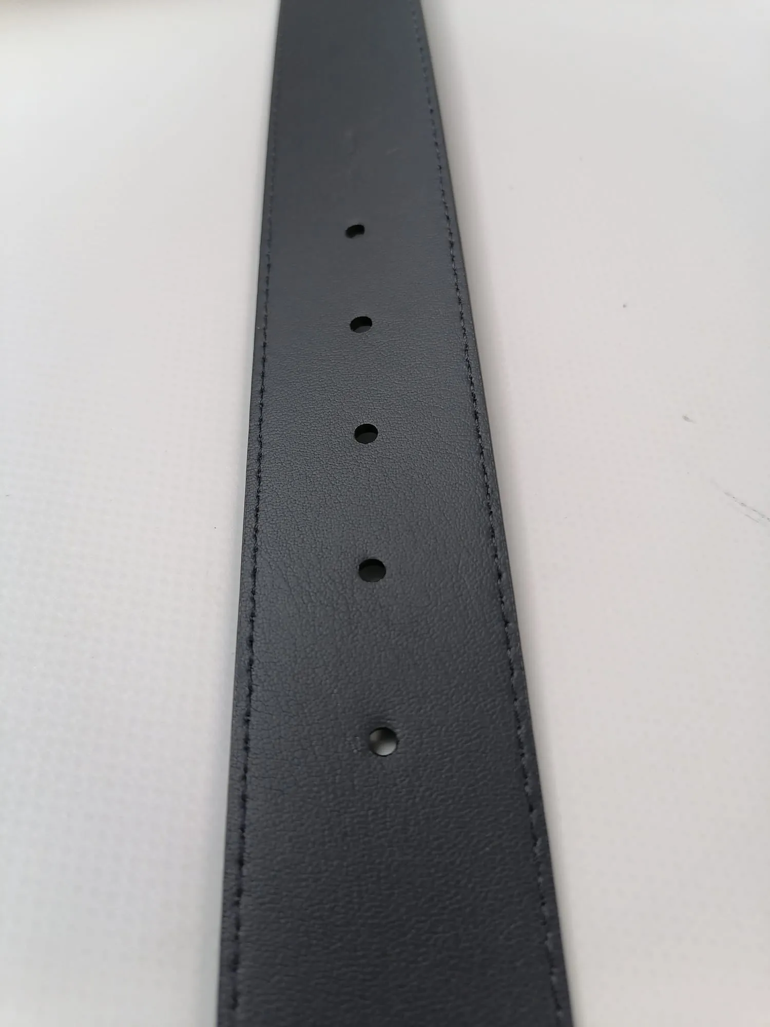 LV Initiales 40 MM Epi Belt