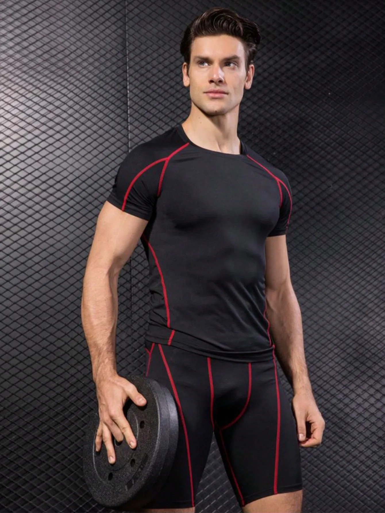 Men Contrast Topstitching Sports Tee With Shorts