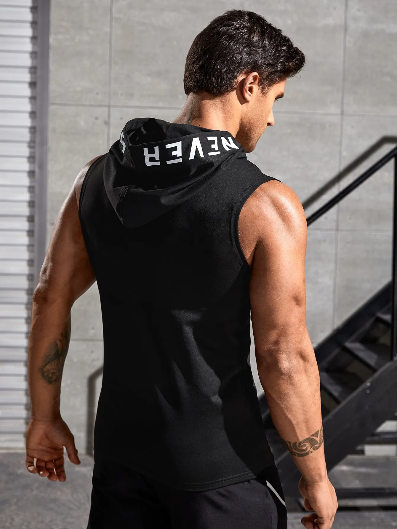Men Letter Graphic Drawstring Hooded Sports Tank Top