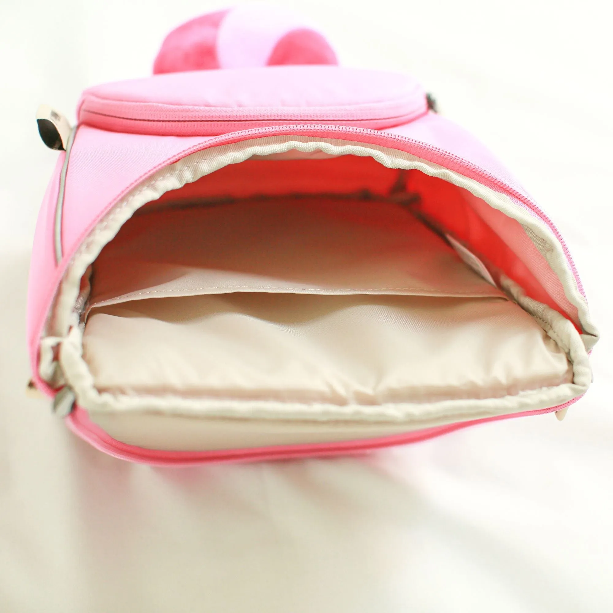 Milo & Gabby Insulated Backpack   Safety Strap