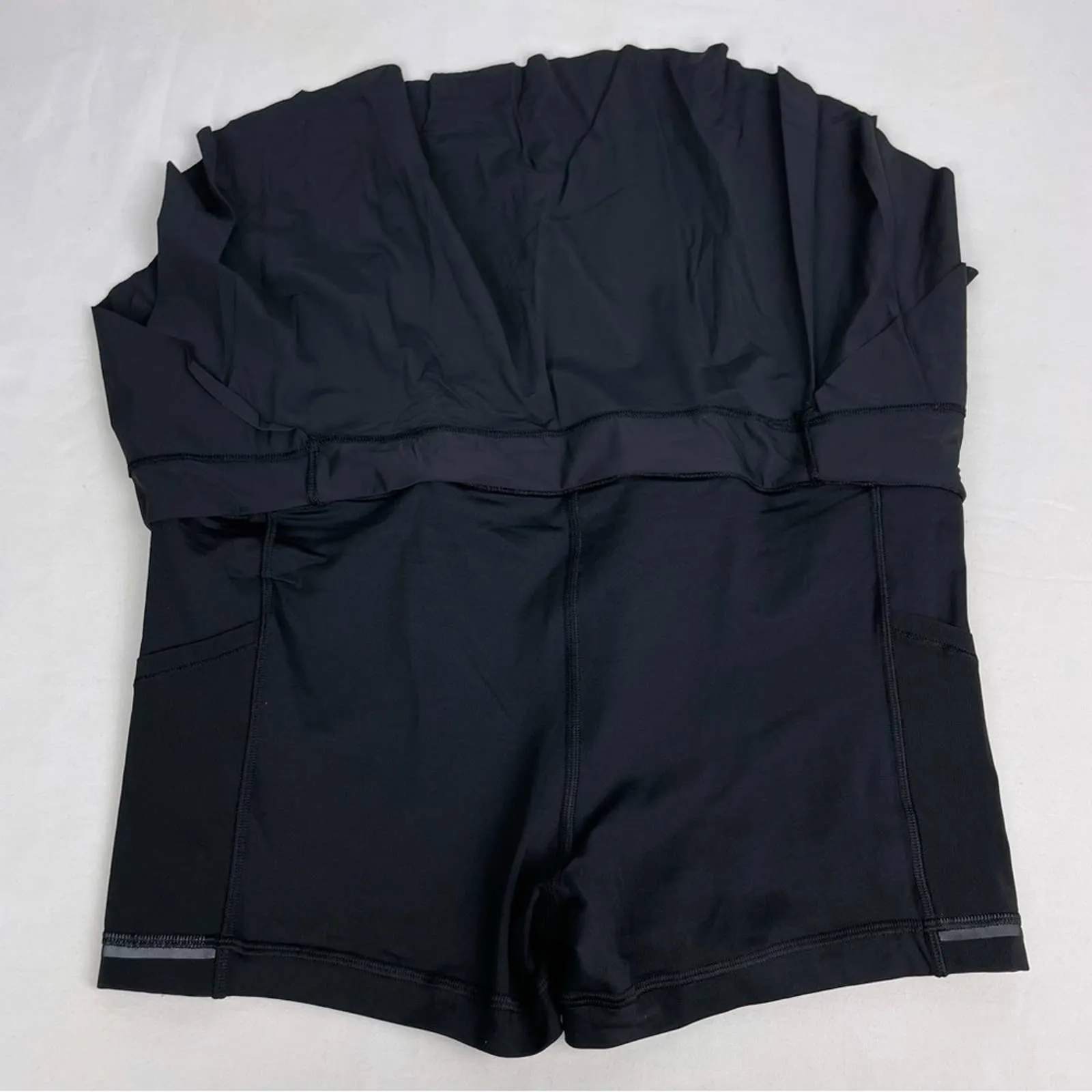 NEW Lululemon Quick Pace Black Lightweight Running Athletic Active Skirt Skort Size 10