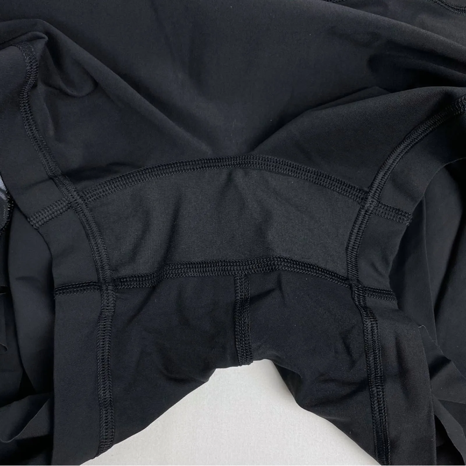 NEW Lululemon Quick Pace Black Lightweight Running Athletic Active Skirt Skort Size 10