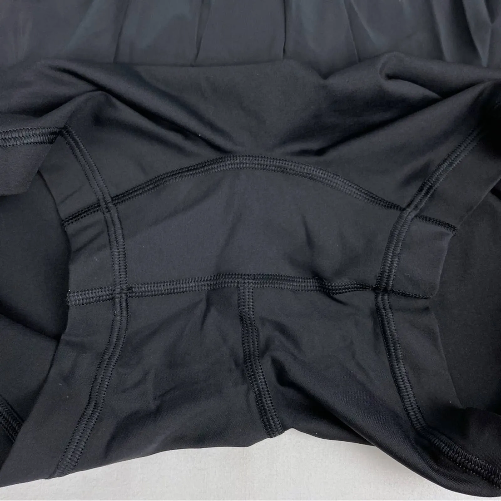 NEW Lululemon Quick Pace Black Lightweight Running Athletic Active Skirt Skort Size 10