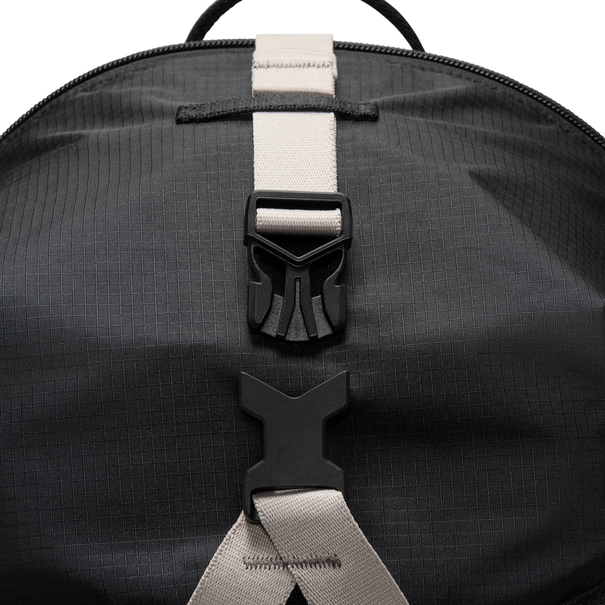 Nike ACG DAYMAX Backpack HJ8178-010