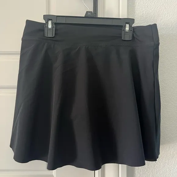 Nike Club Skirt Dri-Fit Advantage Skort Athletic Black Tennis Skirt NEW Womens M