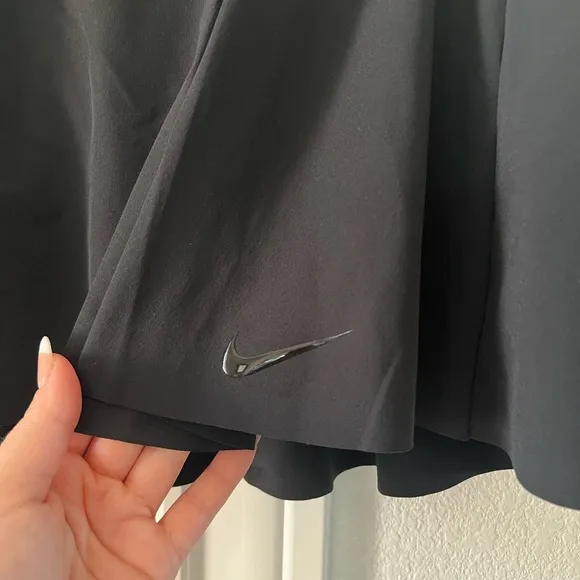 Nike Club Skirt Dri-Fit Advantage Skort Athletic Black Tennis Skirt NEW Womens M