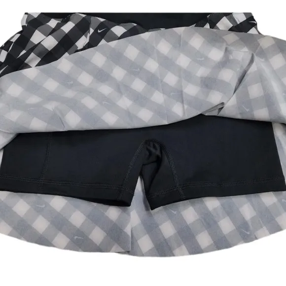 Nike Dri-FIT sz XS black &amp; White logo check print Club Performance Tennis skort