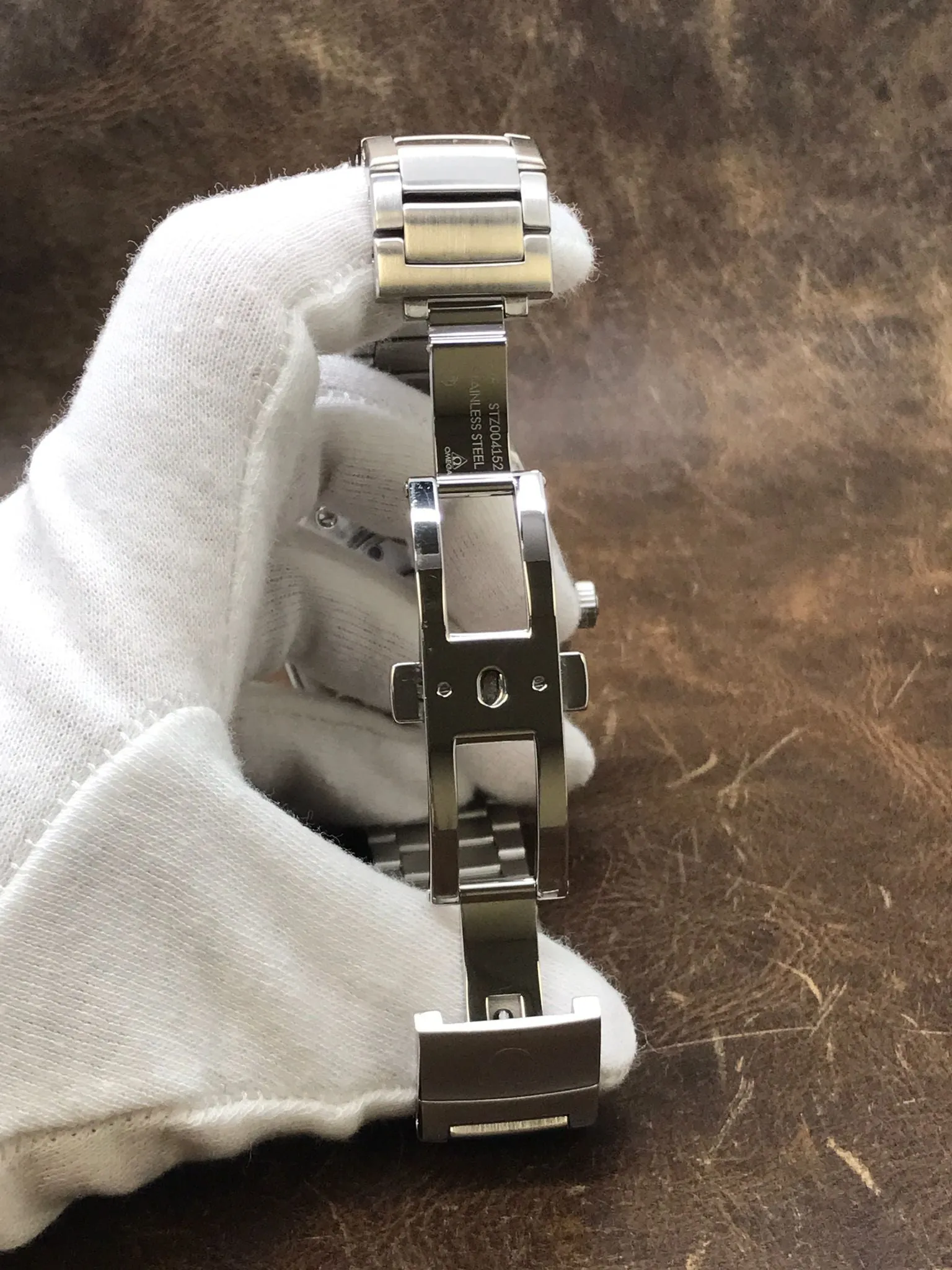 Omega Constellation Globemaster 130.33.39.21.03.001 Blue Dial Automatic Men's Watch