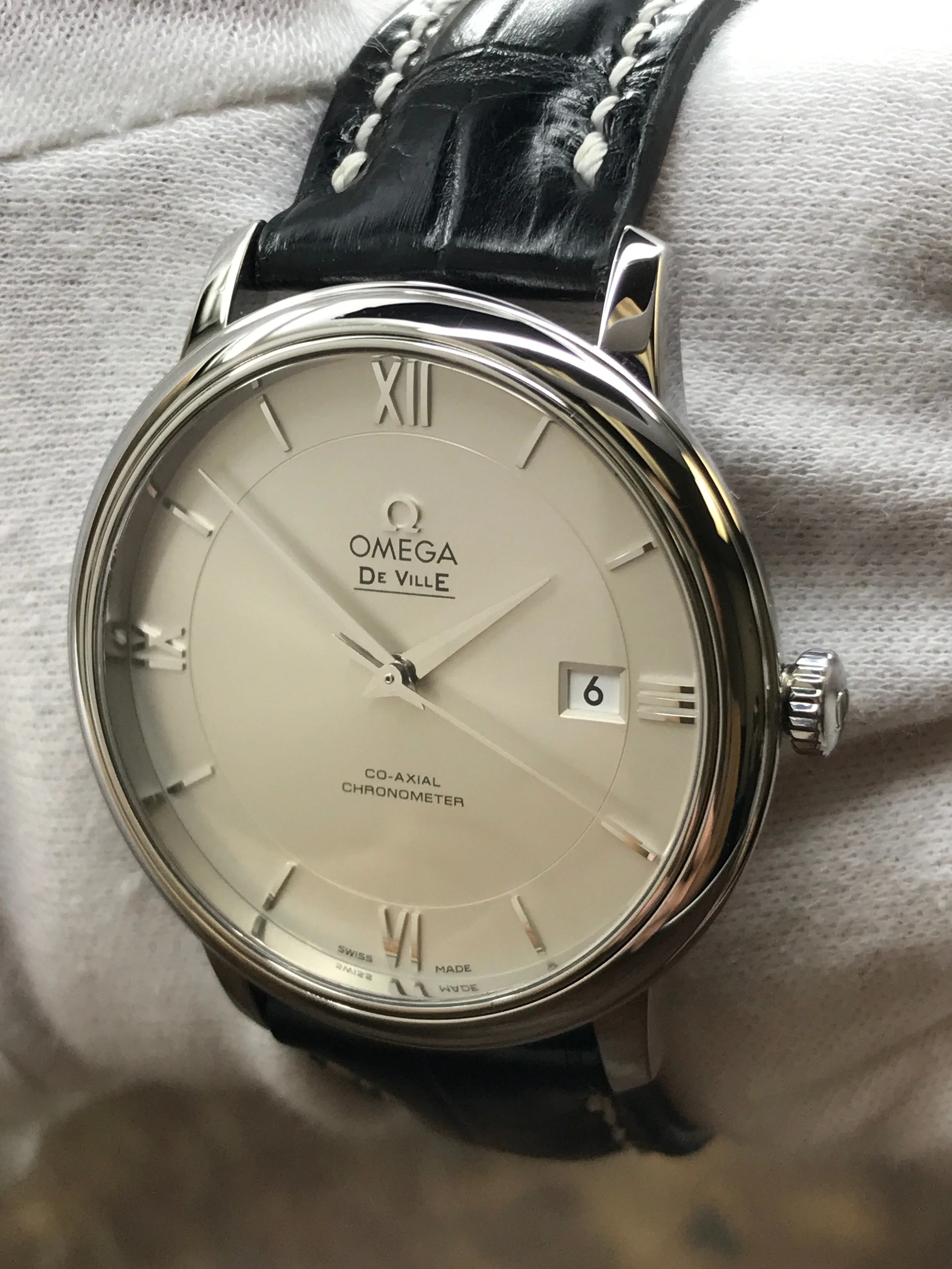 Omega De Ville Prestige 424.13.40.20.02.001 Silver Dial Automatic Men's Watch