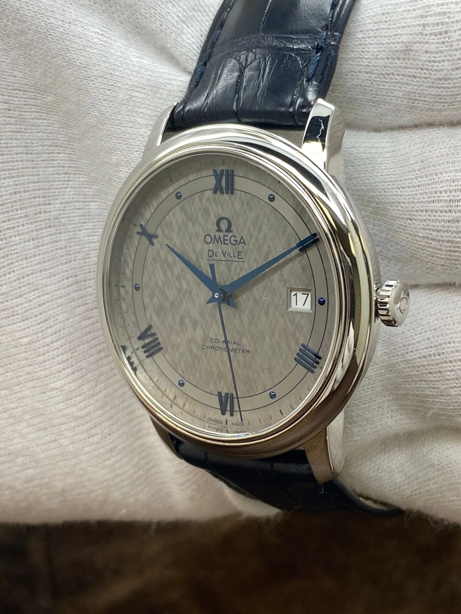 Omega De Ville Prestige Co-Axial 424.13.40.20.06.002 Grey Dial Automatic Men's Watch