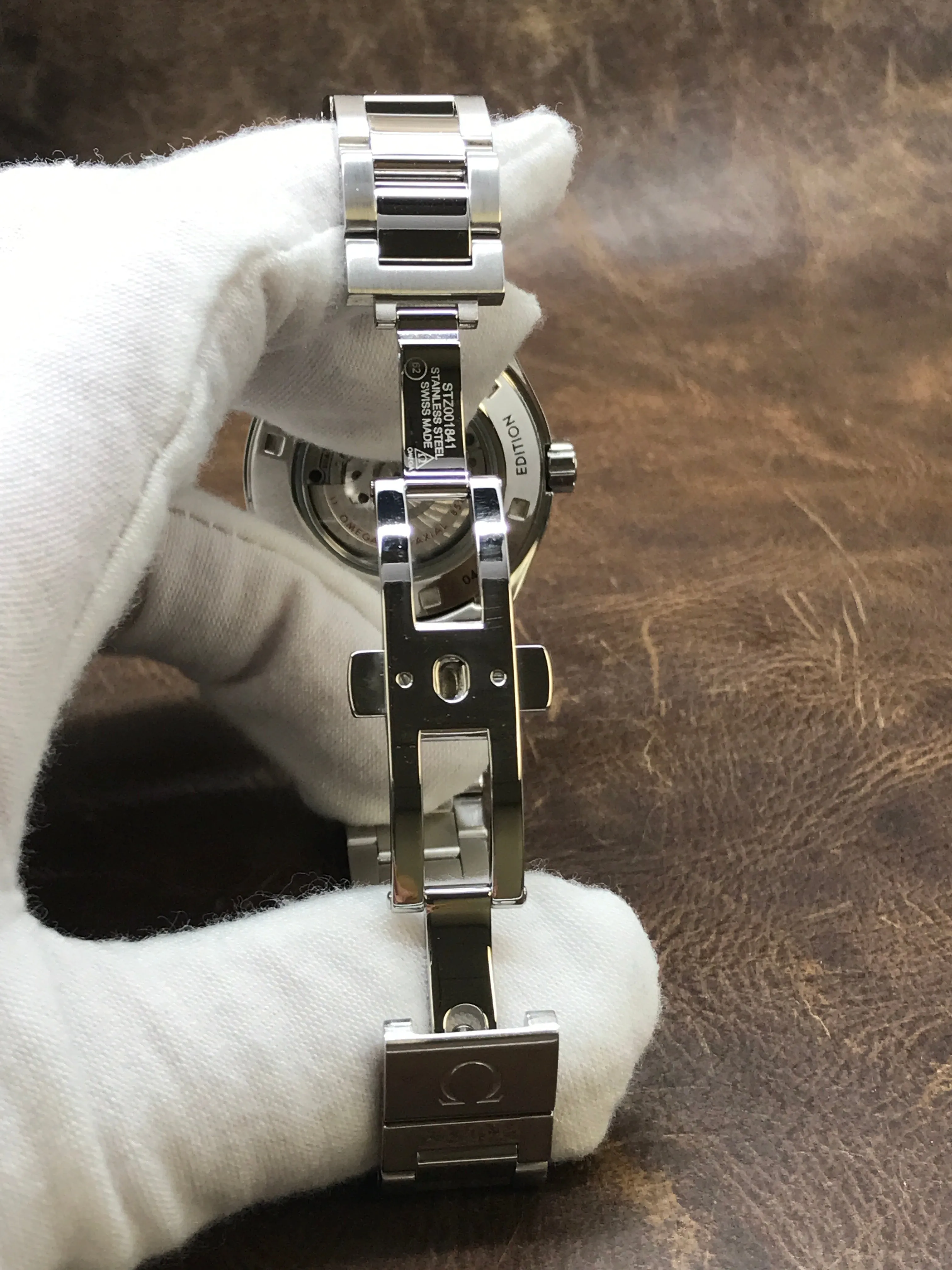 Omega Seamaster Aqua Terra Ryder Cup 231.10.34.20.55.003 White Mother of Pearl Dial Automatic Women's Watch