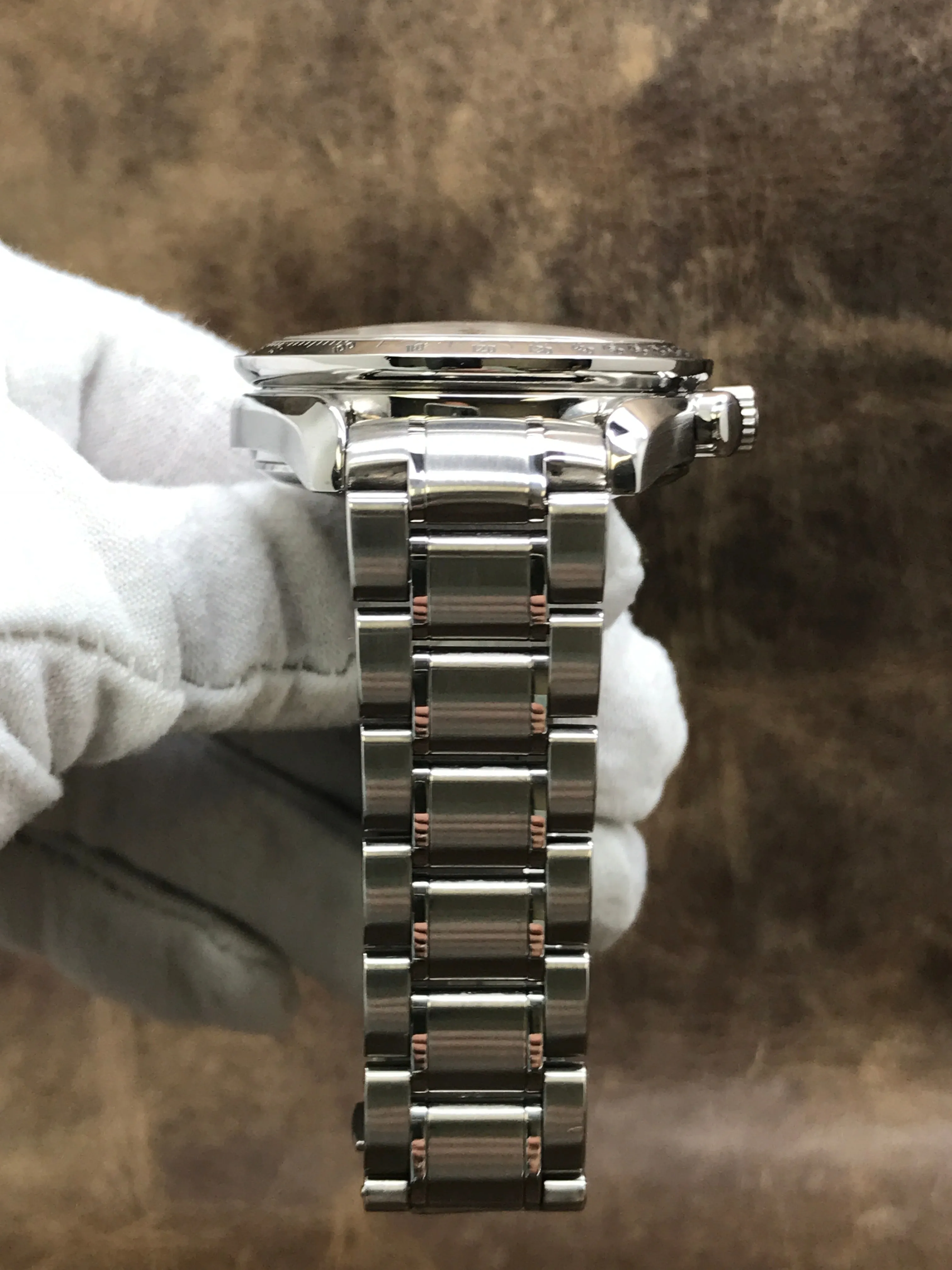 Omega Speedmaster Day-Date 3521.30.00 Silver Dial Automatic Men's Watch